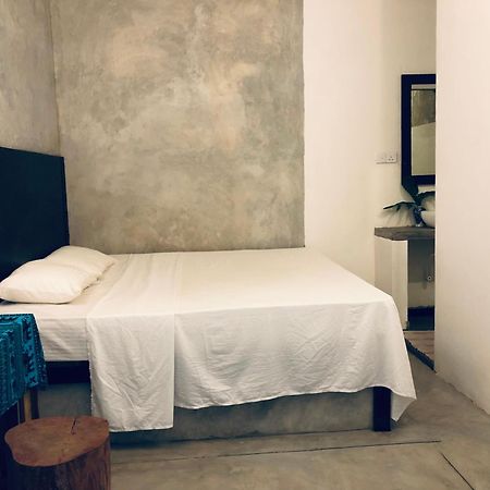 Bed and Breakfast Haus 35 Weligama Exterior foto
